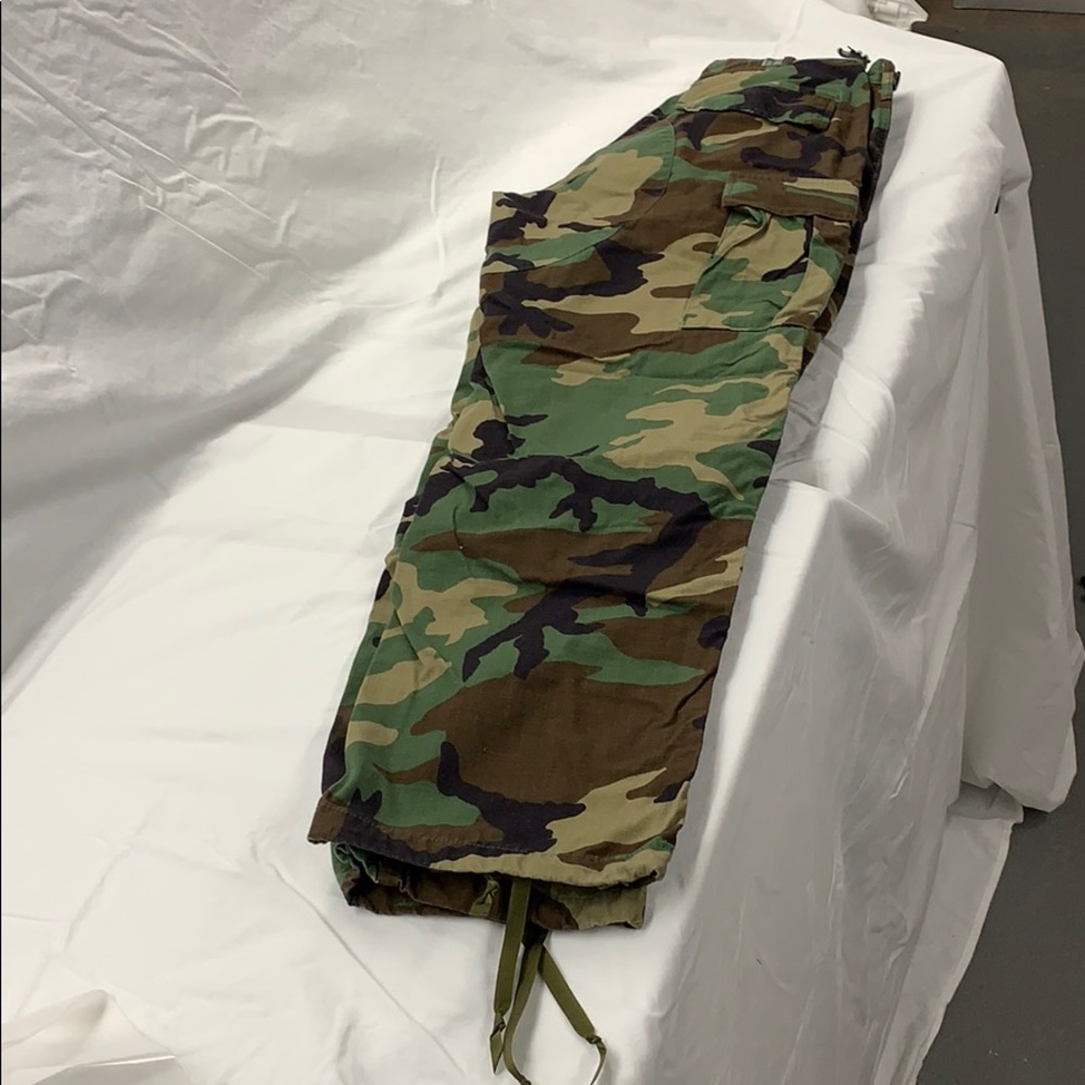 Men’s bdu trousers woodland camouflage small